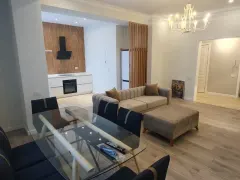 Kirayə 3 otaqlı Mənzil 110 m² Yasamal r. Elmlər Akademiyası m. – şəkil 4