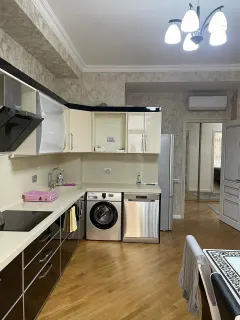 Kirayə 3 otaqlı Mənzil 126 m² Xətai r. Ağ şəhər q. – şəkil 9