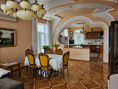 Kirayə 9 otaqlı Həyət evi / Bağ evi 700 m² Nəsimi r. – şəkil 18