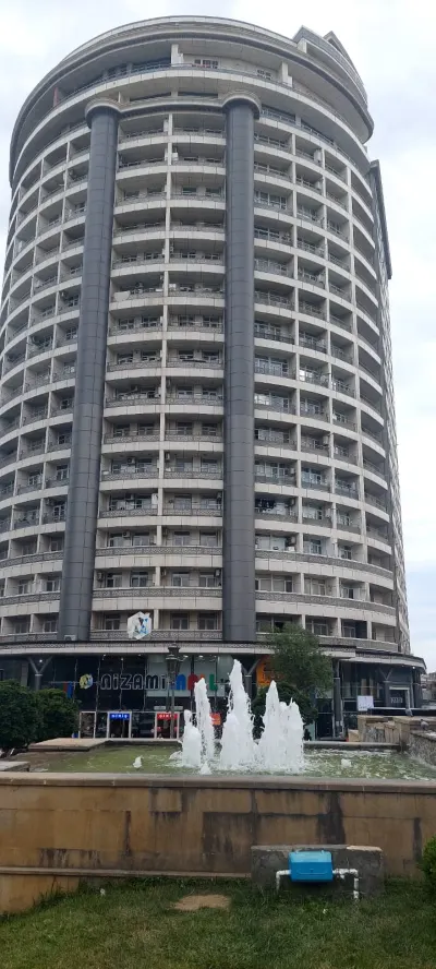 Satılır 3 otaqlı Mənzil 145 m² Yasamal r. Nizami m.