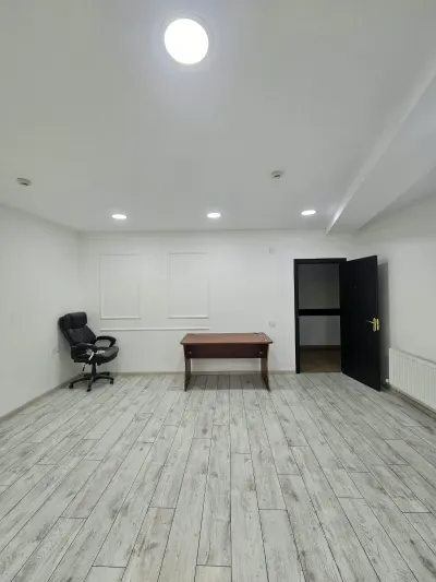Kirayə Obyekt 26 m² Xətai r. Ağ şəhər q. Şah İsmayıl Xətai m.