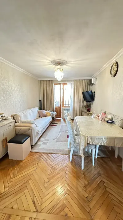 Satılır 3 otaqlı Mənzil 64 m² Xətai r.