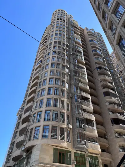 Satılır 3 otaqlı Mənzil 157 m² Xətai r.