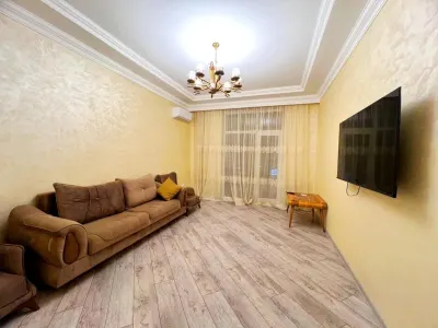 Kirayə 2 otaqlı Mənzil 82 m² Nəsimi r.