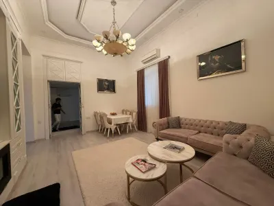 Kirayə 2 otaqlı Mənzil 70 m² Səbail r. Sahil m.