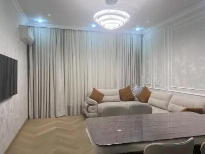 Kirayə 2 otaqlı Mənzil 80 m² Nərimanov r.