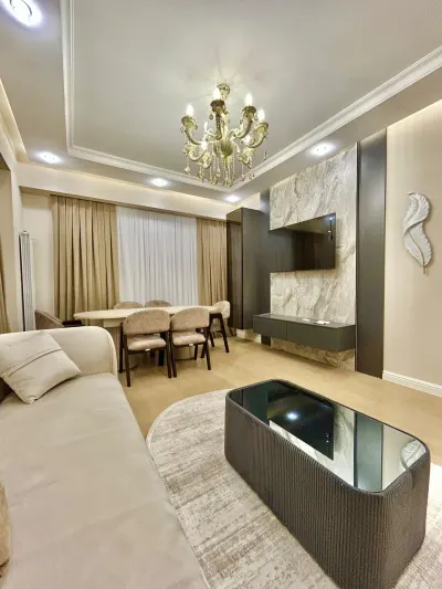 Kirayə 3 otaqlı Mənzil 90 m² Nərimanov r. Nərimanov m.