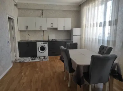 Kirayə 3 otaqlı Mənzil 70 m² Suraxanı r.