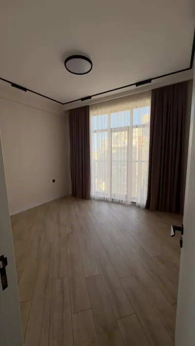 Kirayə 2 otaqlı Mənzil 80 m² Nəsimi r.