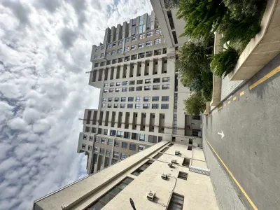 Satılır 2 otaqlı Mənzil 85 m² Xətai r.