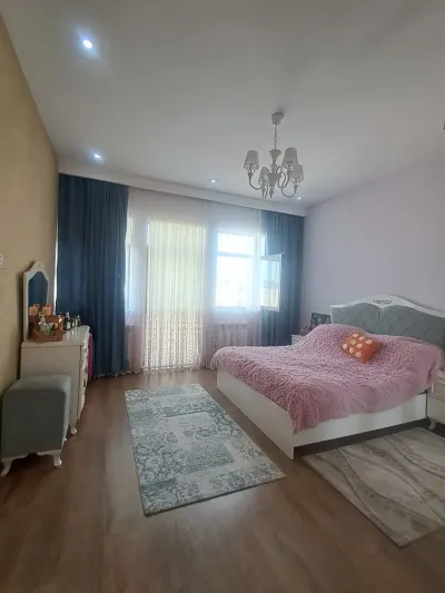 Satılır 4 otaqlı Həyət evi / Bağ evi 160 m² Abşeron r. Masazır q.