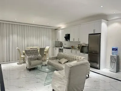Kirayə 5 otaqlı Mənzil 245 m² Nəsimi r.
