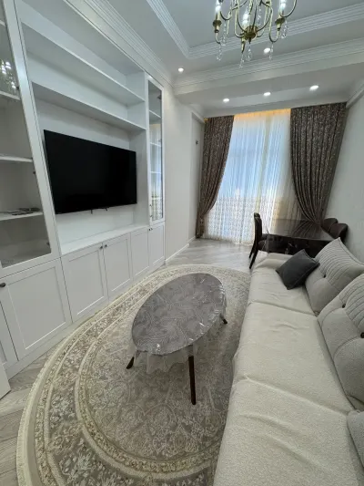 Kirayə 2 otaqlı Mənzil 55 m² Nərimanov r.