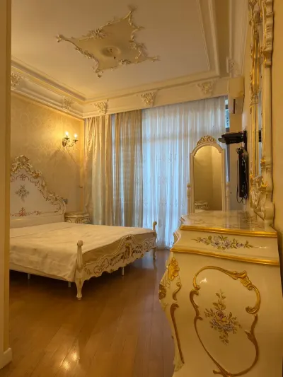 Satılır 4 otaqlı Mənzil 190 m² Nəsimi r.