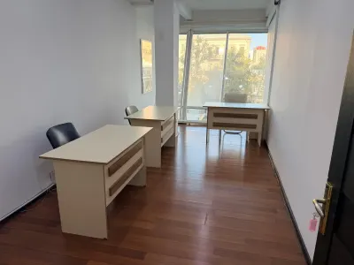 Kirayə 1 otaqlı Ofis 18 m² Nəsimi r.