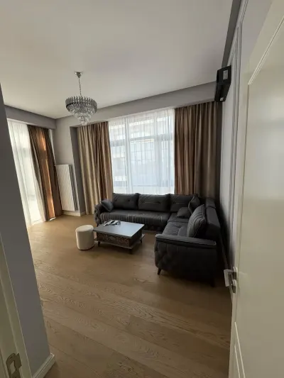 Kirayə 3 otaqlı Mənzil 85 m² Nərimanov r. Bakmil m.