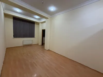 Kirayə 11 otaqlı Ofis 225 m² Nəsimi r.