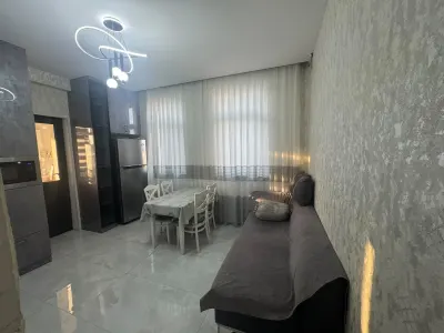 Kirayə 3 otaqlı Mənzil 120 m² Nəsimi r. Memar Əcəmi m.