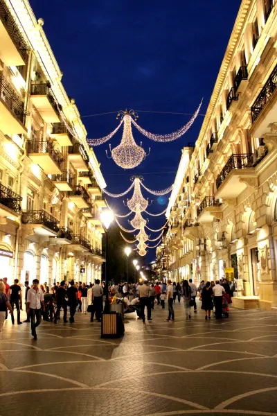 Kirayə 2 otaqlı Mənzil 70 m² Səbail r. Sahil m.
