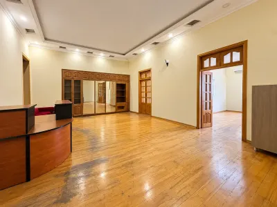 Satılır 5 otaqlı Ofis 400 m² Nəsimi r.
