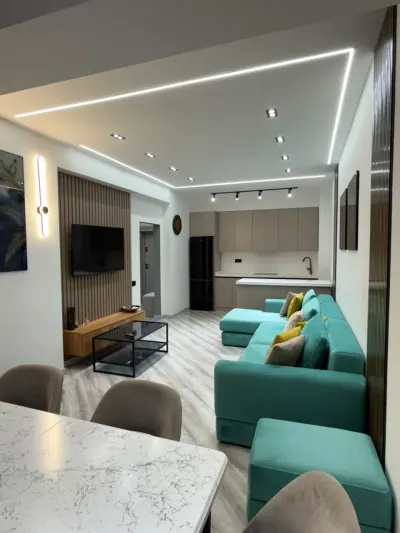 Kirayə 2 otaqlı Mənzil 70 m² Xətai r.