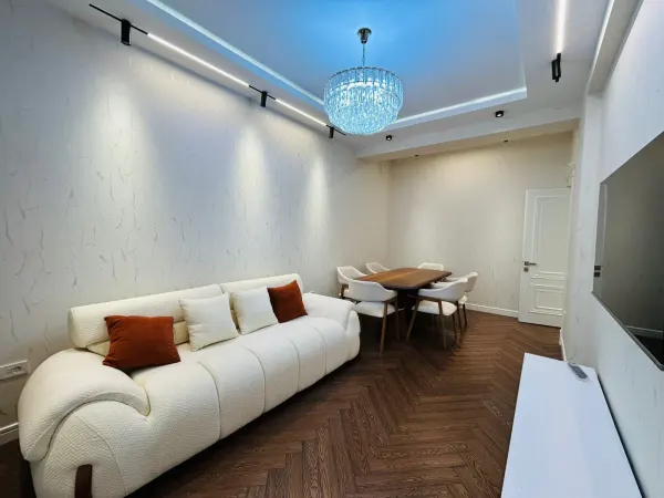 Kirayə 2 otaqlı Mənzil 70 m² Yasamal r.