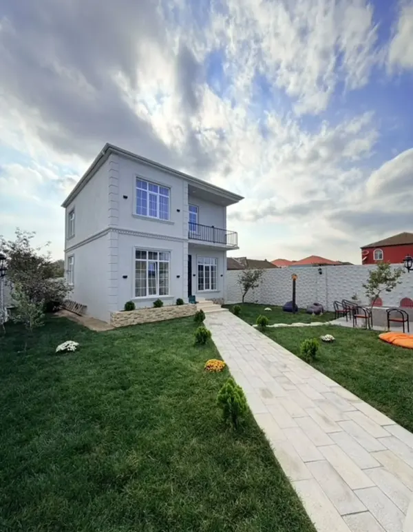Satılır 5 otaqlı Həyət evi / Bağ evi 150 m² Sabunçu r. Savalan q. Koroğlu m.