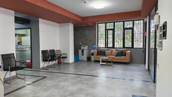 oFİS İCARƏYƏ VERİLİR