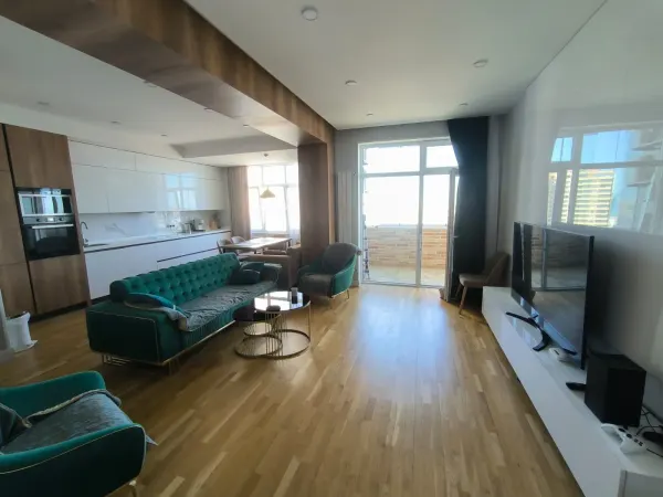 Kirayə 2 otaqlı Mənzil 90 m² Səbail r.