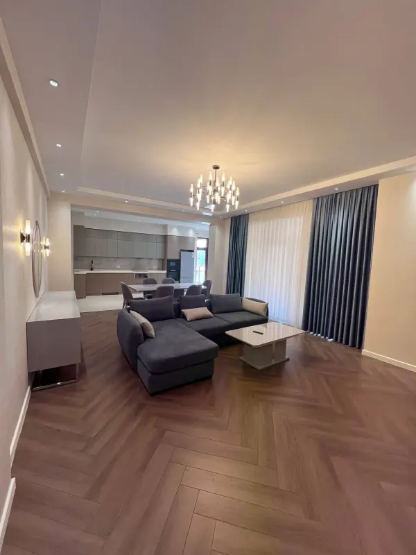 Kirayə 3 otaqlı Mənzil 170 m² Yasamal r.