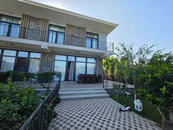 Buzovnada villa
