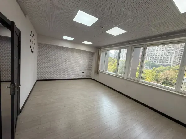 Kirayə 2 otaqlı Ofis 40 m² Nəsimi r. 28 May m.