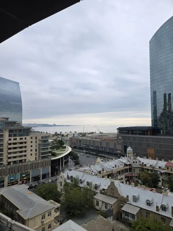 Kirayə 2 otaqlı Mənzil 80 m² Səbail r.