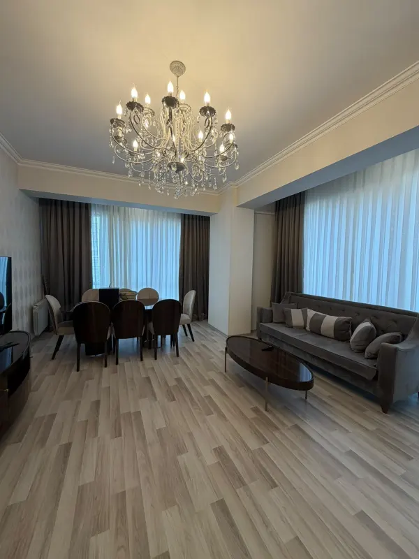 Kirayə 3 otaqlı Mənzil 115 m² Nəsimi r.