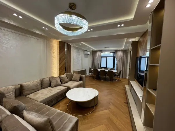 DELUXE RESIDENCE