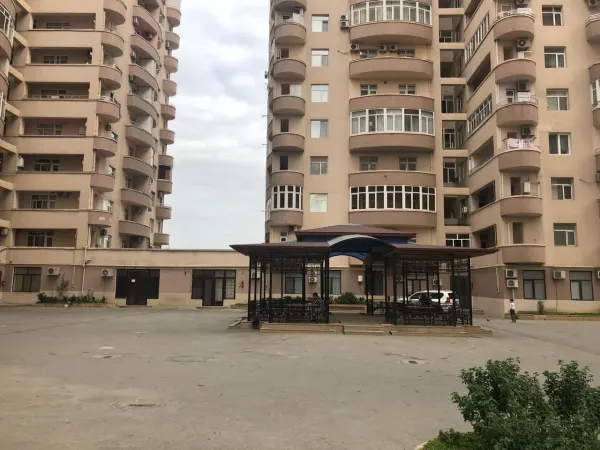 Kirayə 3 otaqlı Mənzil 150 m² Yasamal r.