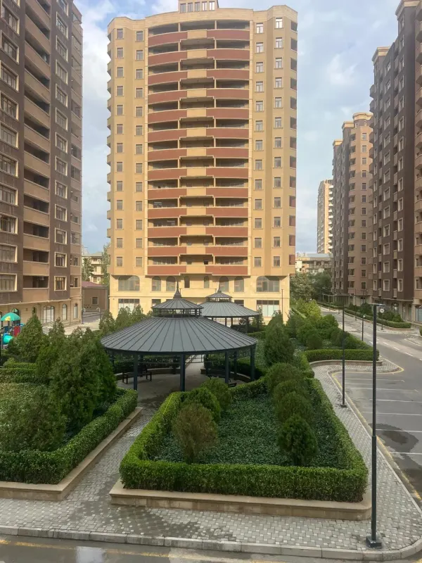 Satılır 3 otaqlı Mənzil 108 m² Nəsimi r.