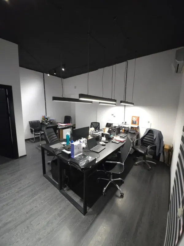 Kirayə 8 otaqlı Ofis 160 m² Bakı