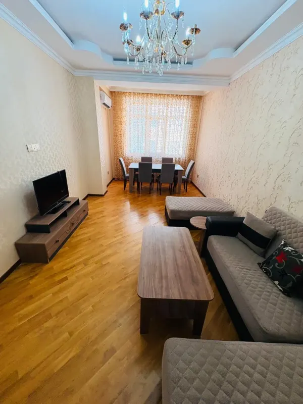 Kirayə 2 otaqlı Mənzil 100 m² Nərimanov r. Nərimanov m.