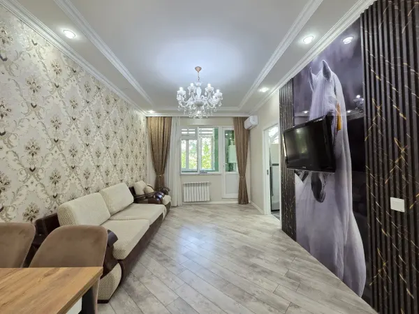 Satılır 2 otaqlı Mənzil 55 m² Nəsimi r. 4-cü mikrorayon q. Memar Əcəmi m.
