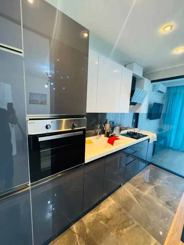 Kirayə 3 otaqlı Mənzil 113 m² Xətai r.