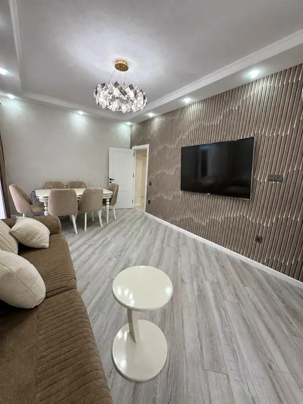 Kirayə 3 otaqlı Mənzil 120 m² Binəqədi r. Dərnəgül m.