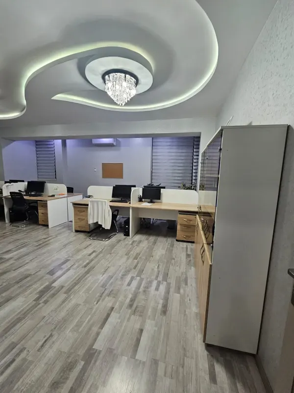 Kirayə 4 otaqlı Ofis 175 m² Nərimanov r.