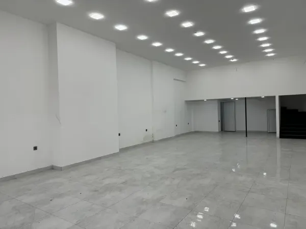 Kiralık İşyeri 90 m² Sabunçu ilçesi Bakıxanov köyü