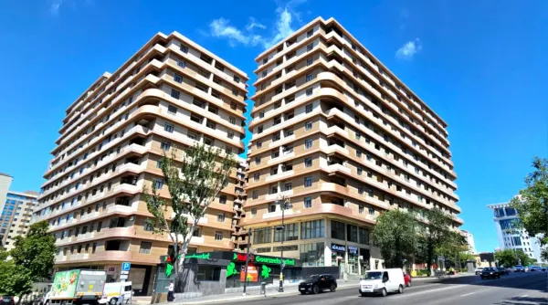 Satılır 4 otaqlı Mənzil 250 m² Nəsimi r. 28 May m.