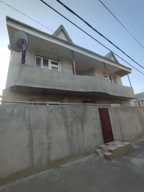 Satılır 6 otaqlı Həyət evi / Bağ evi 180 m² Suraxanı r.