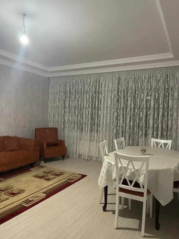 For rent 3-room Apartment 80 m² Yasamal dist. Yeni Yasamal settl. İnşaatçılar metro