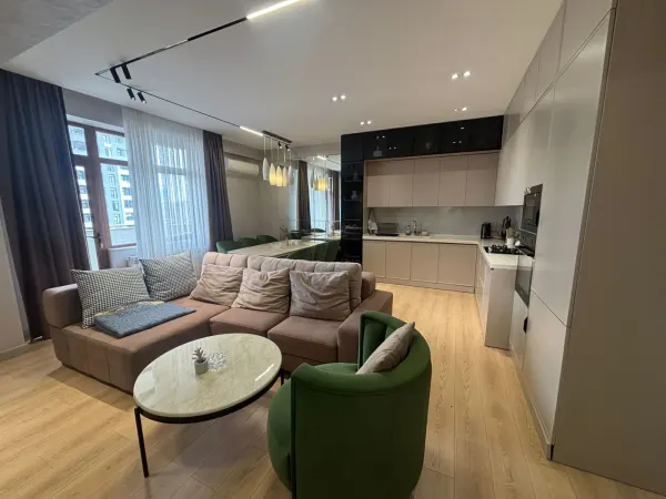 Kirayə 3 otaqlı Mənzil 110 m² Nərimanov r.