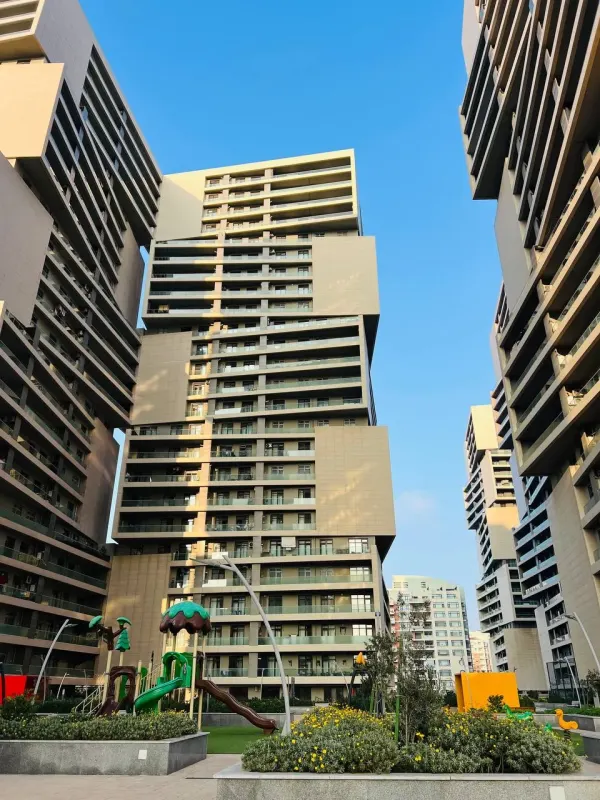 Kirayə 2 otaqlı Mənzil 90 m² Nəsimi r.