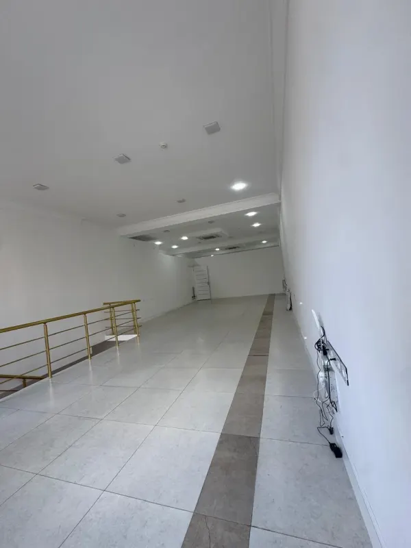 Kiralık İşyeri 120 m² Nəsimi ilçesi